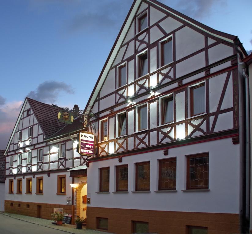 Hotel Krone Tauberrettersheim Exterior foto